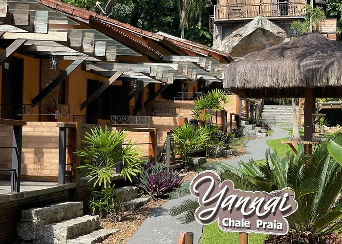 Yannai Chale Praia